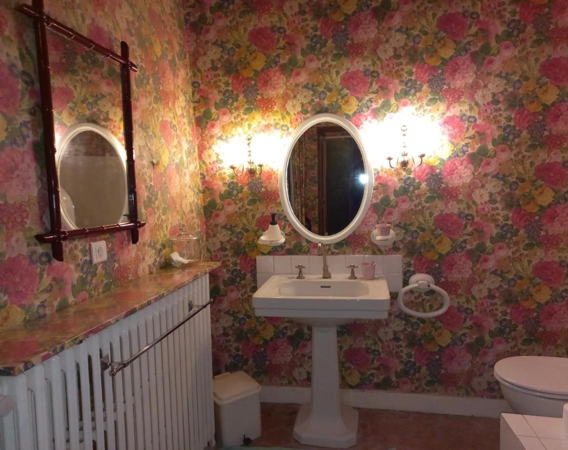 Location Meuble De Tourisme La Rose Des Fables